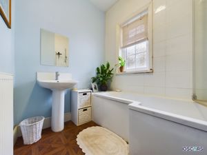 Photo 19- click for photo gallery